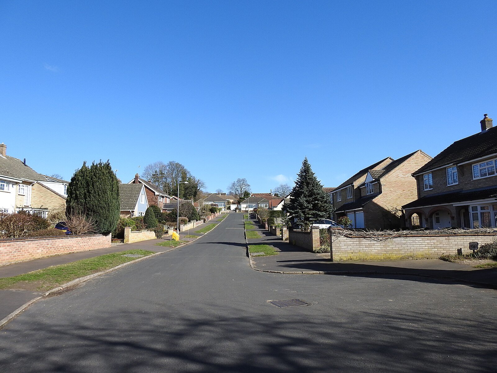 Living in Drayton